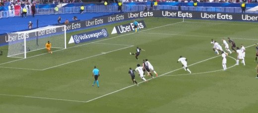 克罗地亚莫德里奇点球.gif