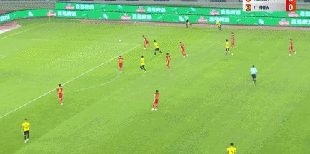 楊立瑜.gif
