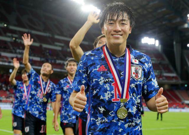 1659941214718000464.jpg 33.jpg