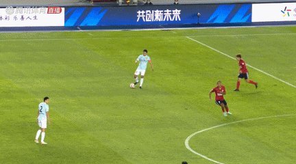 儒尼奧爾.gif
