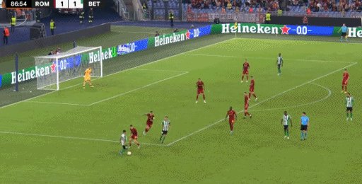 1665099647452013790.gif