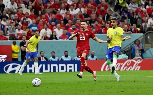 【世界杯】理查利松双响 巴西两中框2比0胜塞尔维亚-第27张图片
