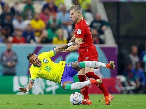 【世界杯】理查利松双响 巴西两中框2比0胜塞尔维亚-第29张图片