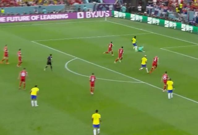 【世界杯】理查利松双响 巴西两中框2比0胜塞尔维亚-第18张图片