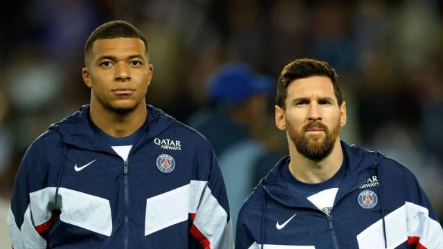 psg-forwards-kylian-mbappe-lionel-messi.jpg