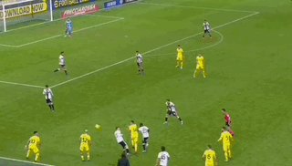 1673398734472098212.gif