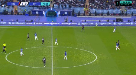 1674084646631080306.gif