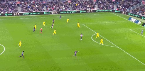 1676850338454019170.gif