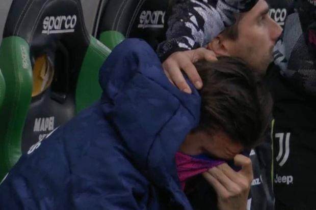 ah-sport-preview-Nicolo-Fagioli-crying-on-bench.jpg