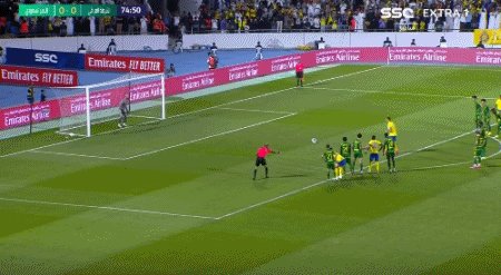 1691624802130089187.gif