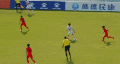 杨黔东.gif