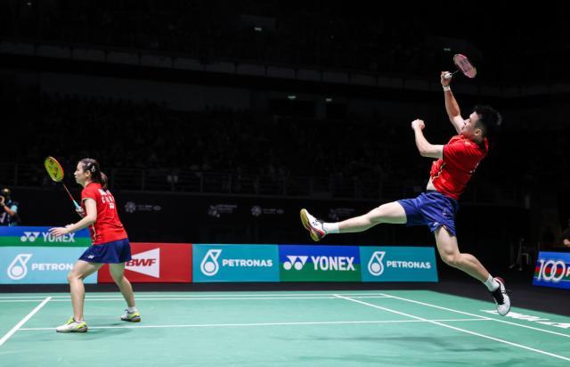 F-MO-Zheng-Siwei-Huang-Yaqiong2-1024x660.jpg