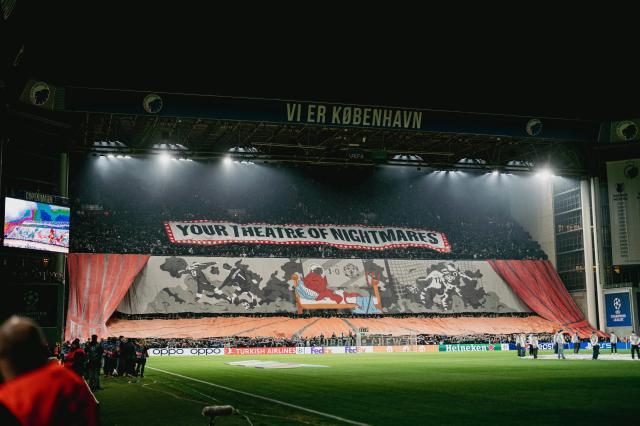 fc-copenhagen-tifo-before-their-game-against-manchester-v0-a2q0boolv6zb1.webp.jpg