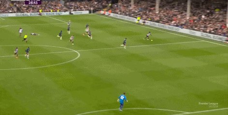 1704064321437050920.gif
