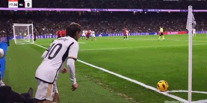 1704322611144075065.gif