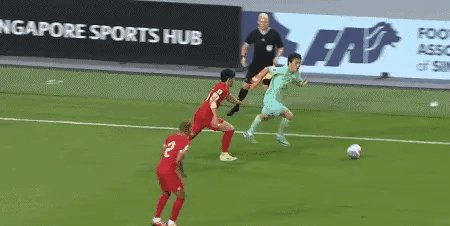 1武磊頭球.gif