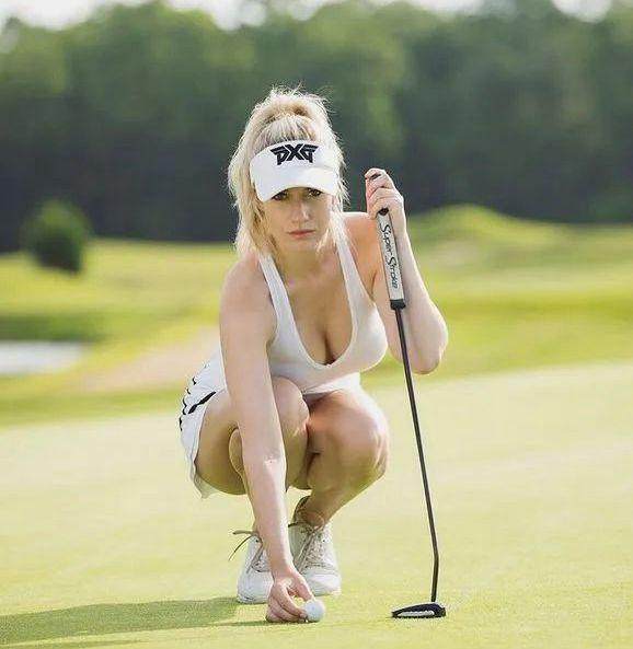 图片1 佩奇·斯皮拉纳克（Paige Spiranac） 图片1_副本.jpg