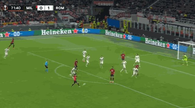 賴恩德斯又被撲出.gif