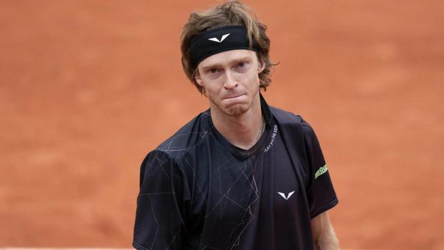 31-2024-paris-france-andrey-rublev-reacts-point(1).jpg
