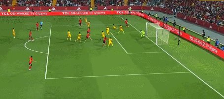 1717631890305044346.gif