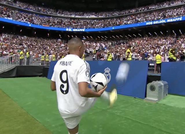 mbappe 70.jpg