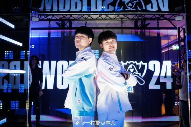5c5ca6f2gy1hubh1v2304j23uw2knu12.jpg