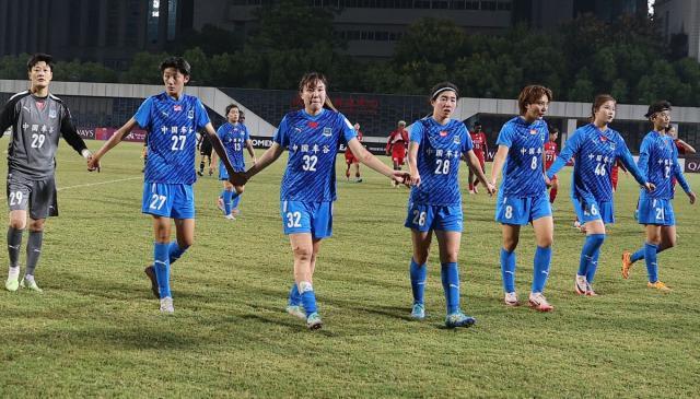 13-武汉江大女足能否有所作为？.jpg