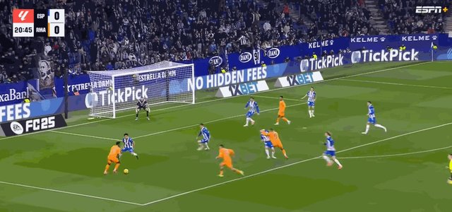 维尼修斯.gif