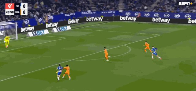 卡洛斯·罗梅罗.gif