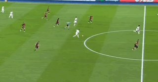 1747272350488059372.gif