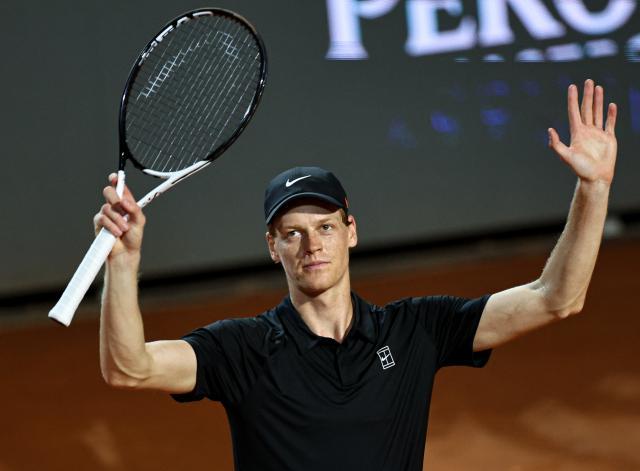 （體育）（1） 網球——ATP1000羅馬站：辛納晉級XxjpseC007075_20250511_PEPFN0A001.jpg