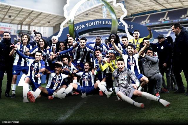 1123531-fc-porto-nas-i-meias-i-da-youth-league-onde-estao-os-i-drago.jpg