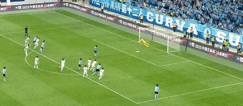 国安.gif