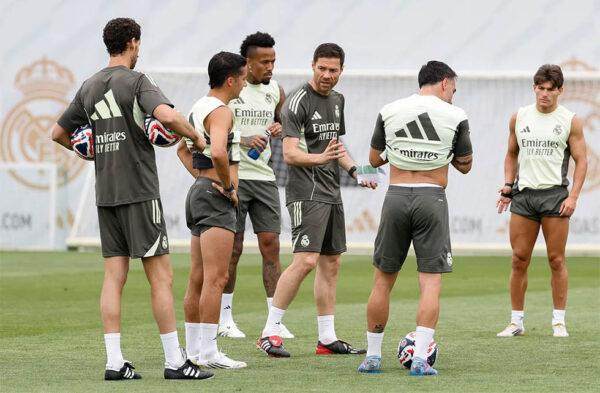 xabi alonso 2.jpg