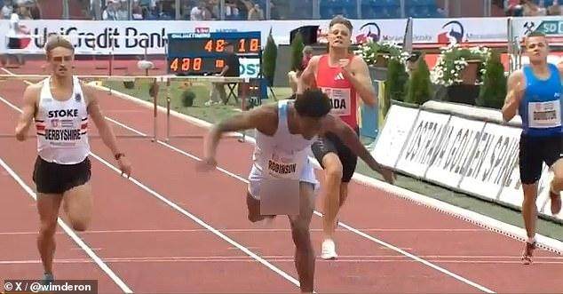 99694933-0-American_hurdler_Chri.jpg