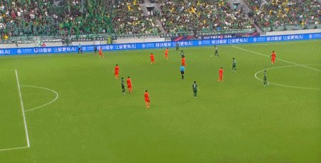 rBUC6GilysmACMBMADqyphhg13o426.gif