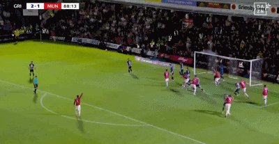 1756339487509044016.gif