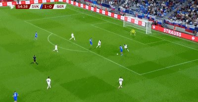 1757030404447000875.gif