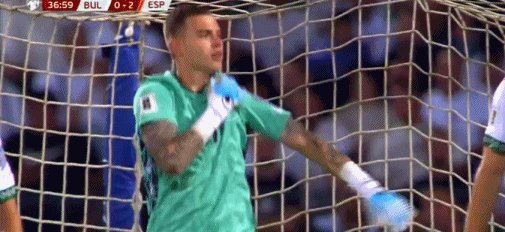 1757030391510059816.gif