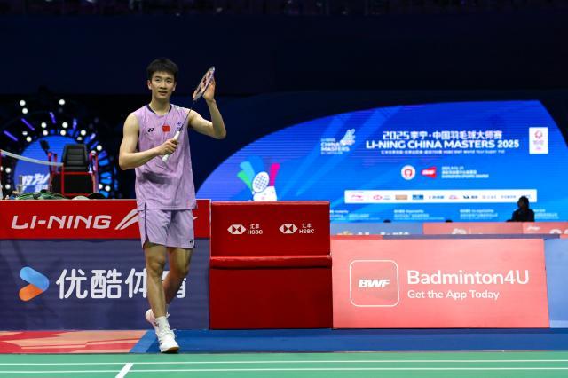 #（体育）（1）羽毛球——中国大师赛：李诗沣首轮晋级XxjpseC000204_20250917_PEPFN0A001.jpg