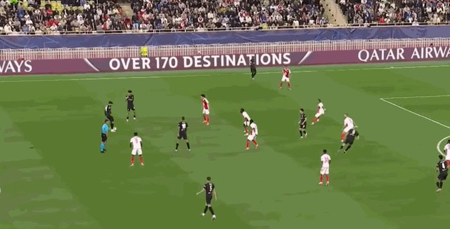 0-1哈兰德.gif