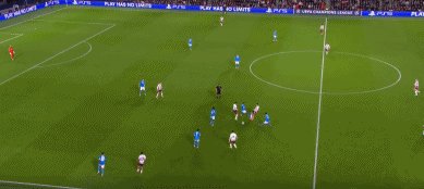 1761098832621089334.gif