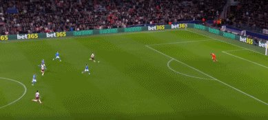 1761098813076039932.gif