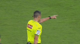 1761432646604041087.gif