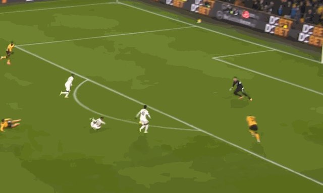 1761779239889024281.gif 0-3埃斯特旺.gif