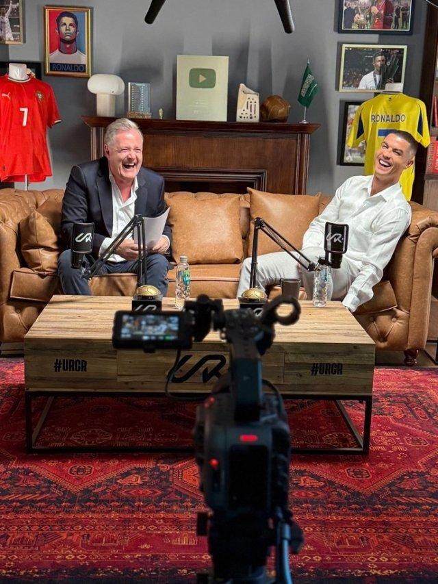 1761868803372028752.jpg mogen.jpg