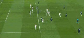 1762296400102088694.gif 内维斯进球.gif