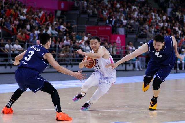 1762673037042083052.jpg (全运会)(9)篮球——男子成年组小组赛:广东胜浙江XxjpseC001226_20251108_MVPFN0A001.jpg