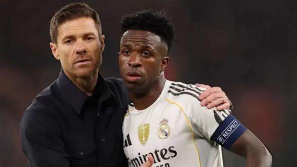 1762950996759049543.png xabi alonso vinicius.png