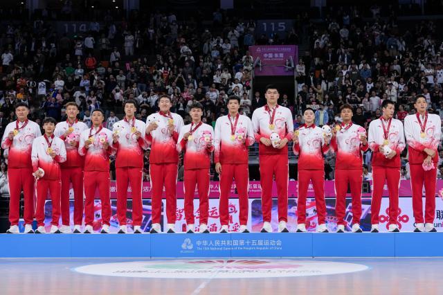 1762964877244079056.jpg 全运会|篮球——男子成年组决赛:广东队夺冠XxjpseC002410_20251112_MVPFN0A001.jpg